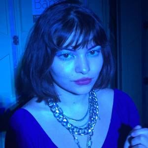 Meet your Posher, Liz